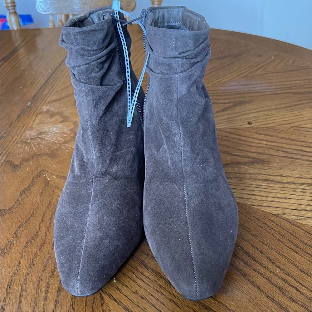 Chic Brown Suede Ankle Booties